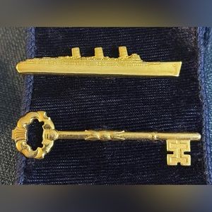 2 Gold Tone Tie Clips.  Ocean Liner Ship and Skeleton Key
